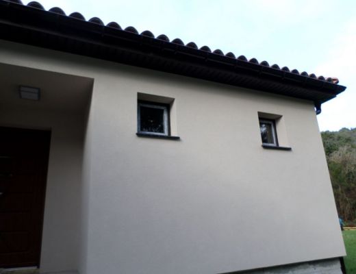 Budowa domu na Korsyce