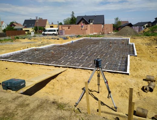 Budowa domu w Bromovicach 