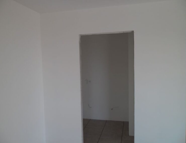 Budowa 2 domu na Korsyce