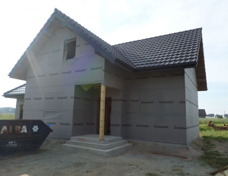 Budowa domu w Górze