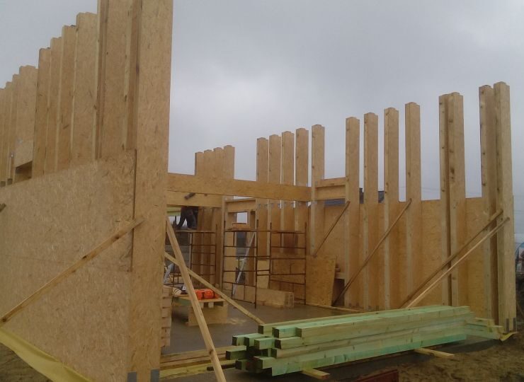 Budowa domu w Sarnowie