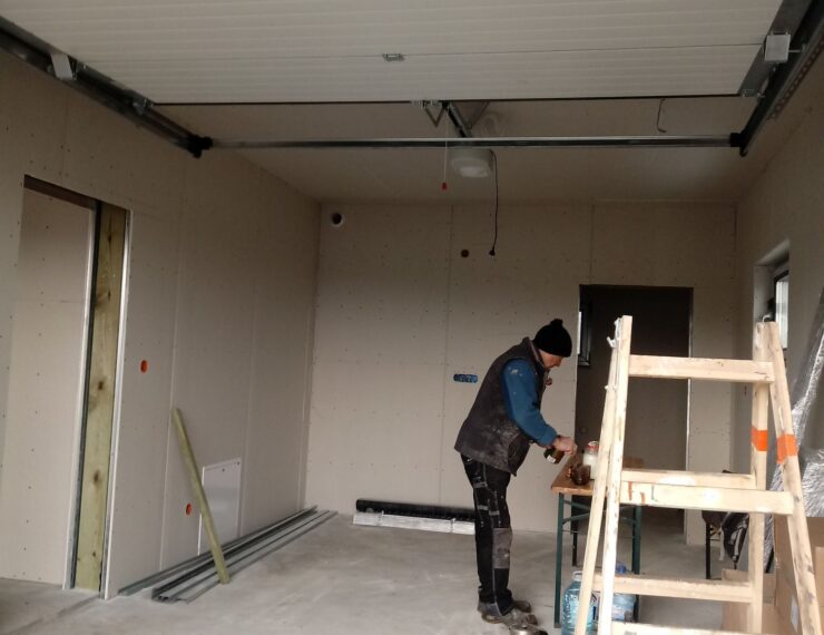 Budowa domu Chorągwicy