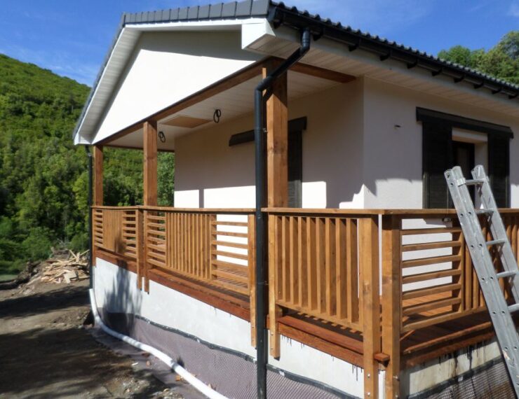 Budowa domu na Korsyce - Finello