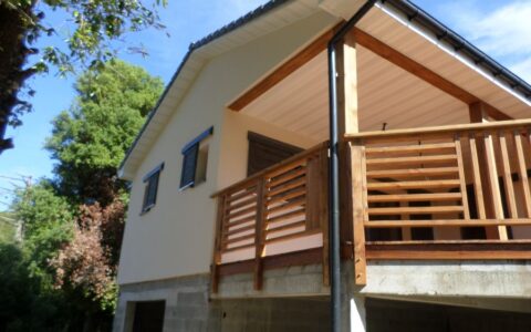 Budowa domu na Korsyce - Finello