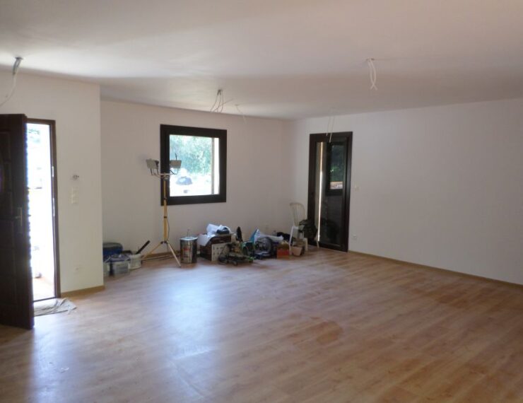 Budowa domu na Korsyce - Finello