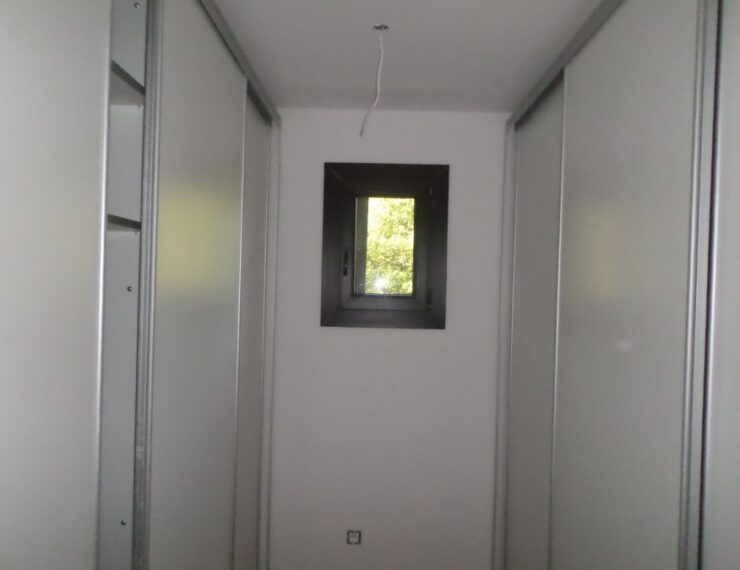 Budowa domu na Korsyce - Finello