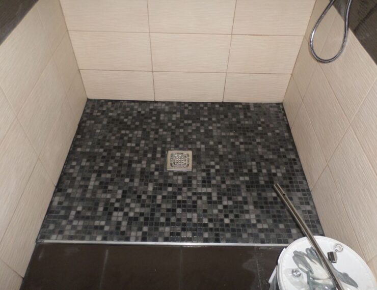 Budowa domu na Korsyce - Finello