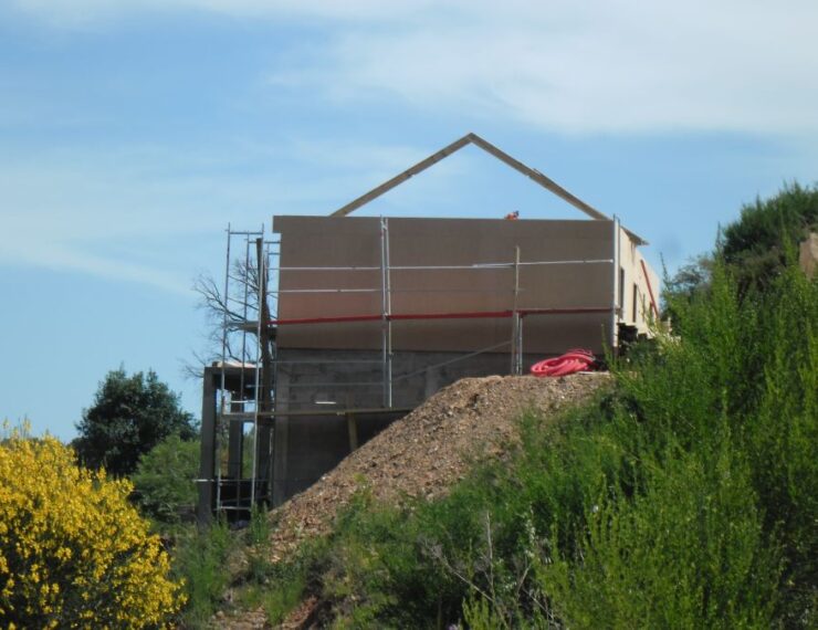 Budowa 1 domu na Korsyce