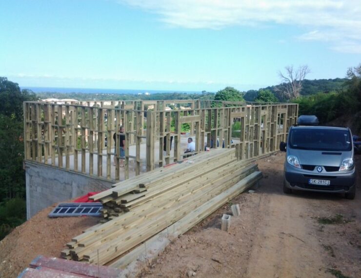 Budowa 1 domu na Korsyce