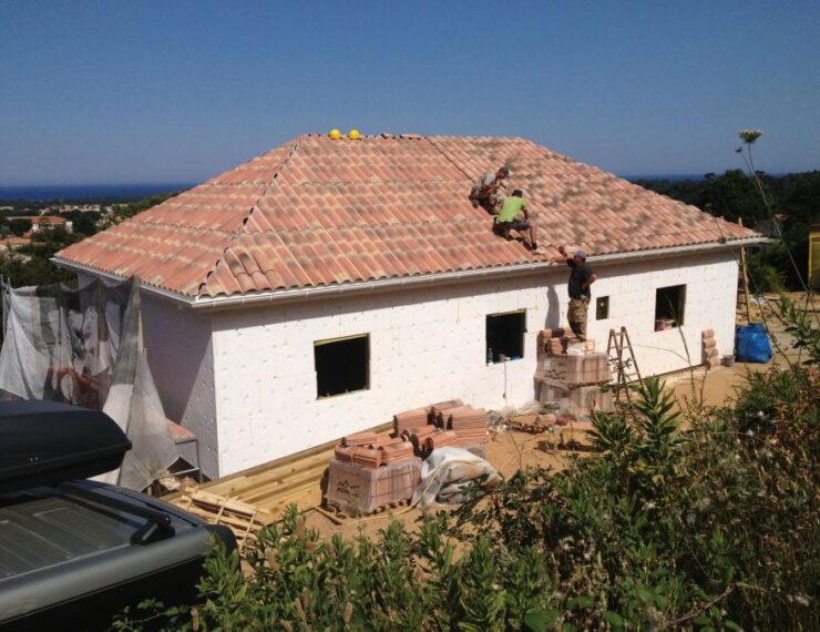 Budowa 1 domu na Korsyce