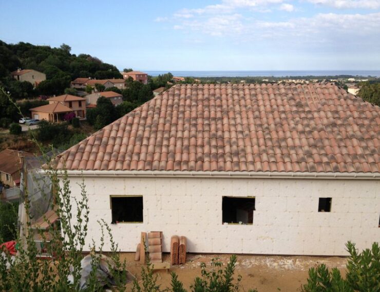 Budowa 1 domu na Korsyce