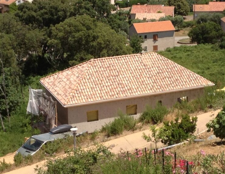 Budowa 1 domu na Korsyce