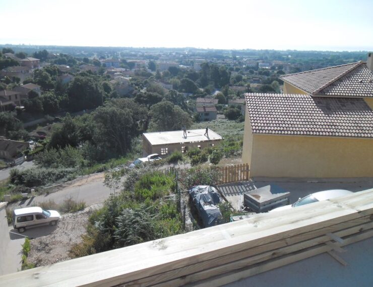 Budowa 2 domu na Korsyce