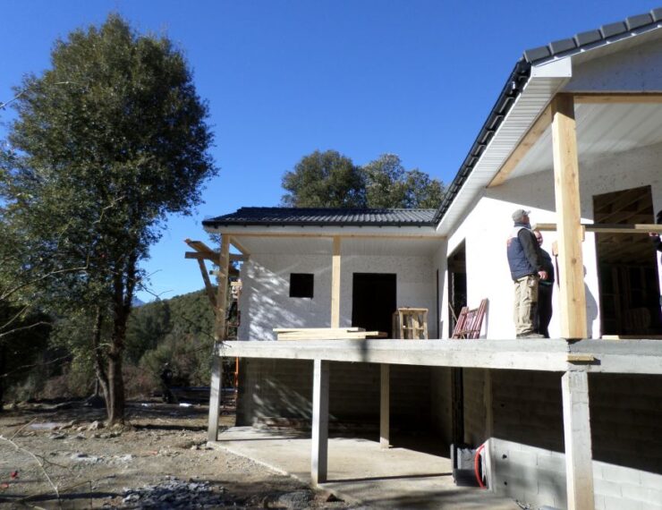 Budowa domu na Korsyce - Finello
