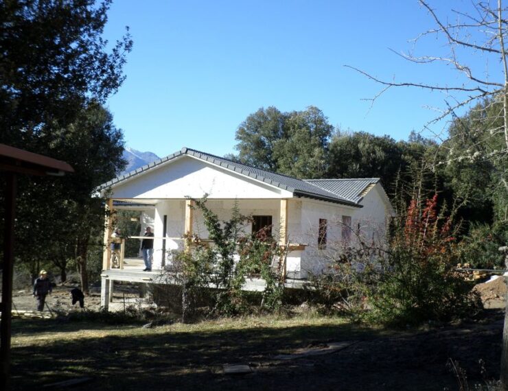 Budowa domu na Korsyce - Finello