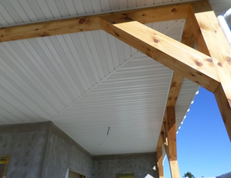 Budowa domu na Korsyce