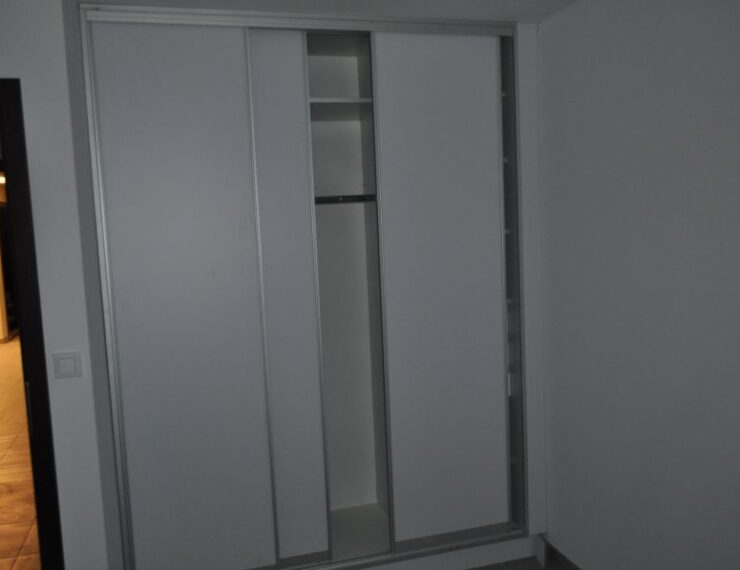 Budowa domu na Korsyce