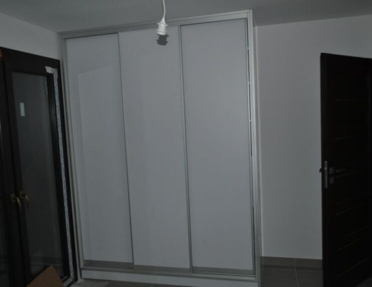 Budowa domu na Korsyce