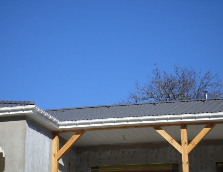 Budowa domu na Korsyce