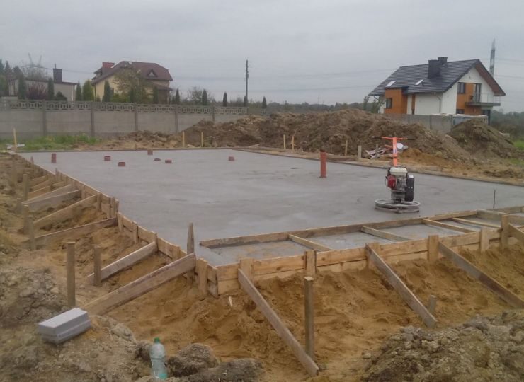 Budowa domu w Sarnowie