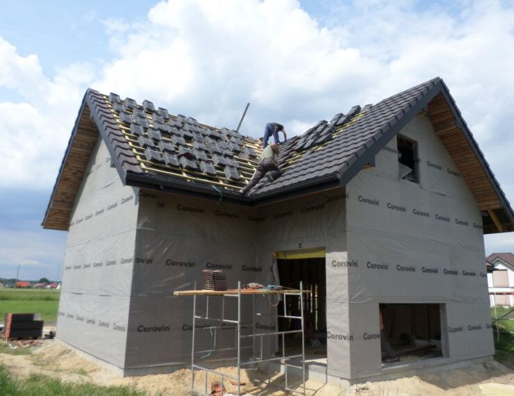 Budowa domu w Górze