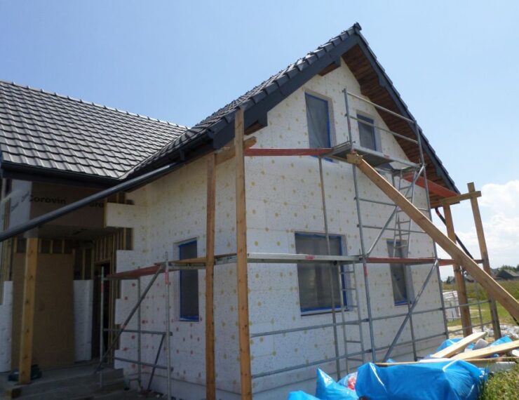 Budowa domu w Górze