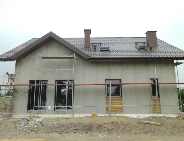 Budowa domu w Górze