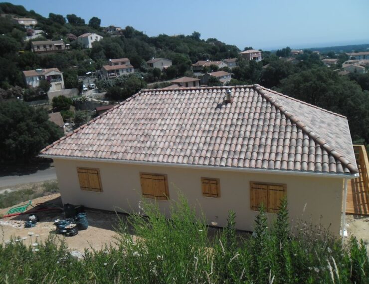 Budowa 1 domu na Korsyce