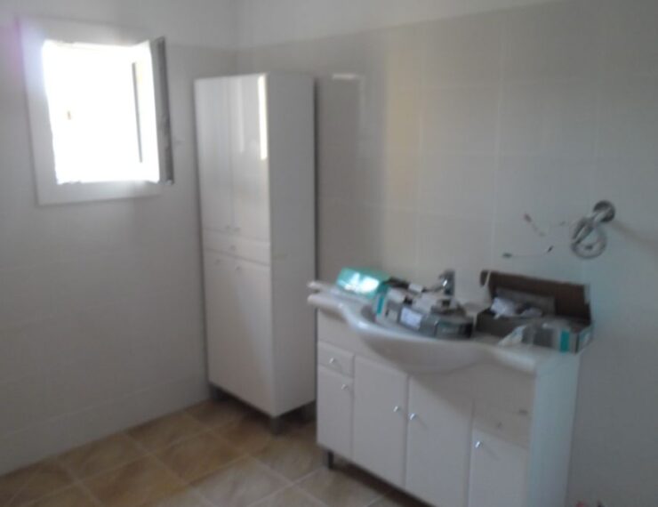 Budowa 1 domu na Korsyce