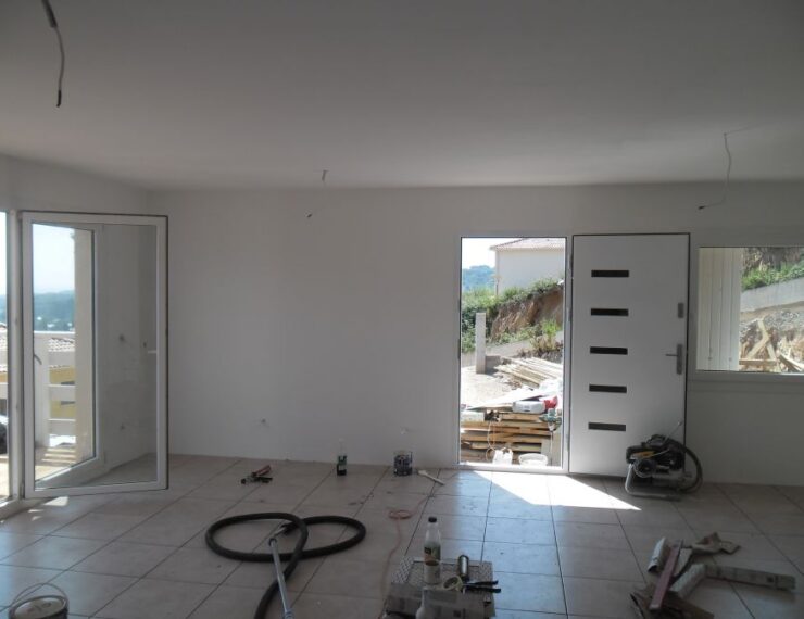 Budowa 2 domu na Korsyce