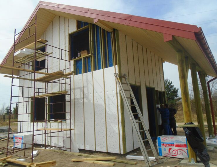 Budowa domku nad zalewem