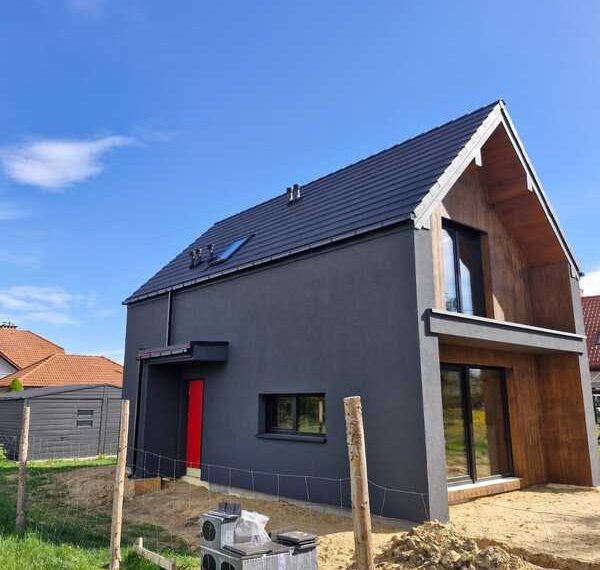 Budowa domu w Bładnicach Dolnych – realizacja domu jednorodzinnego 110 m².