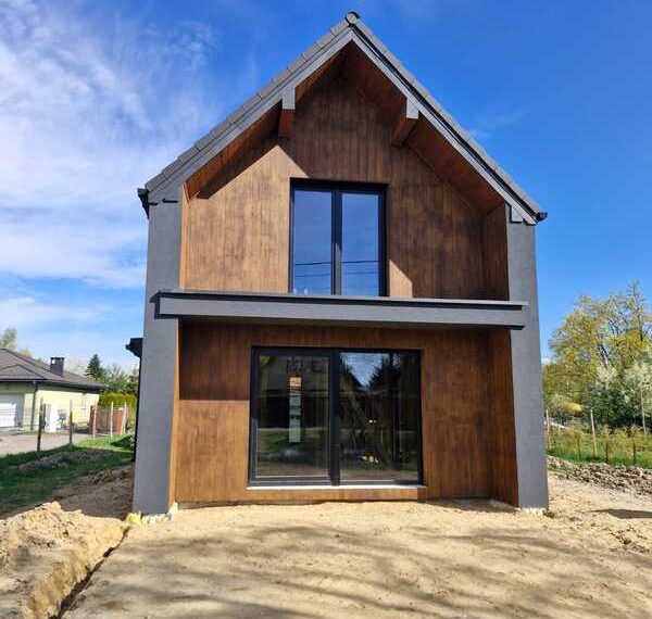Budowa domu w Bładnicach Dolnych – realizacja domu jednorodzinnego 110 m².