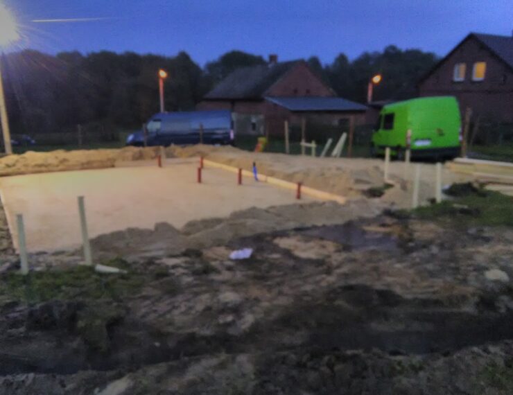 Budowa domu w Paniowach