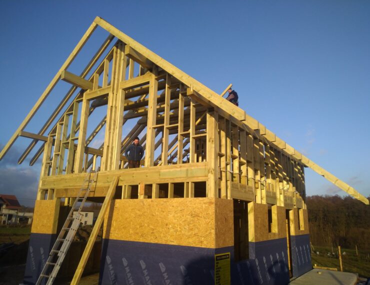 Budowa domu w Paniowach