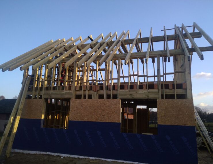 Budowa domu w Paniowach