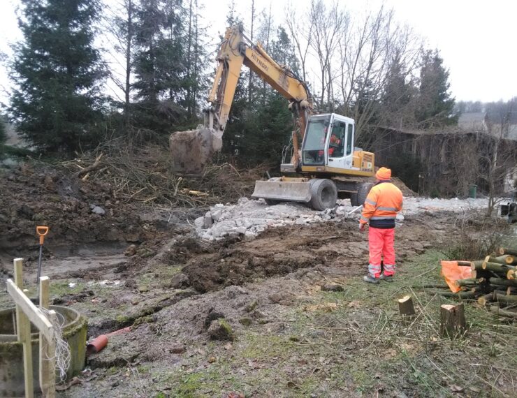 Budowa domu w Balinie