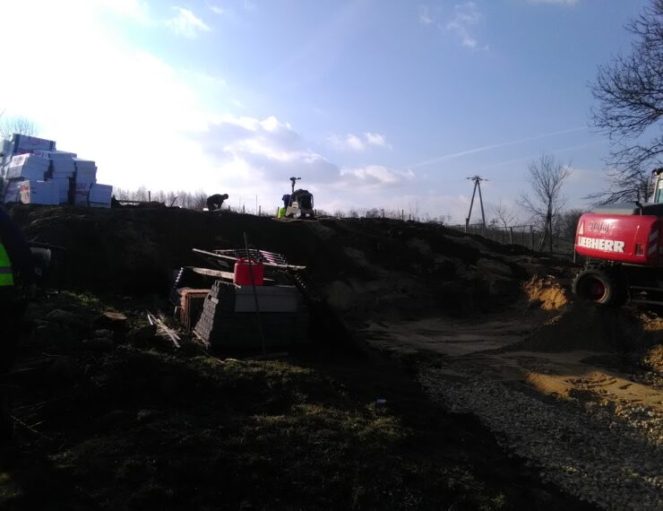 Budowa domu w Balinie