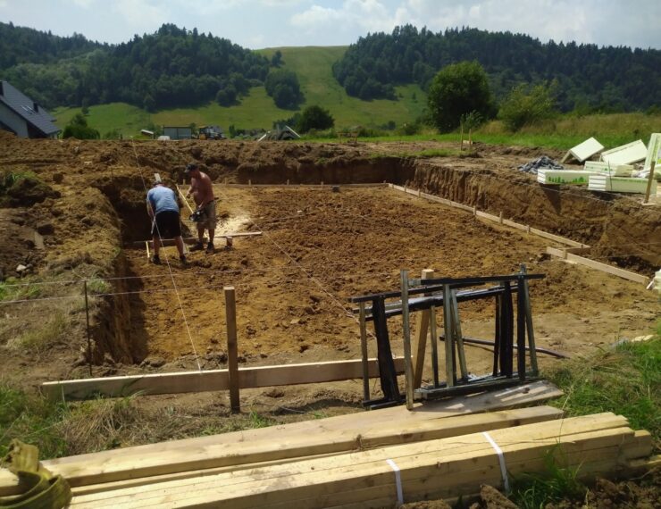 Budowa domu w Szczawniku