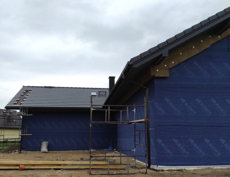 Budowa domu w Wyrach