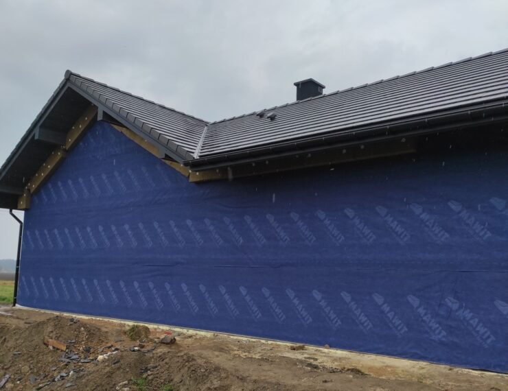 Budowa domu w Wyrach