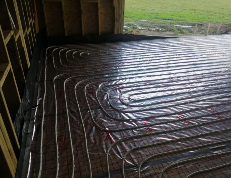 Budowa domu w Wyrach