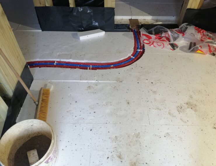 Budowa domu w Górze