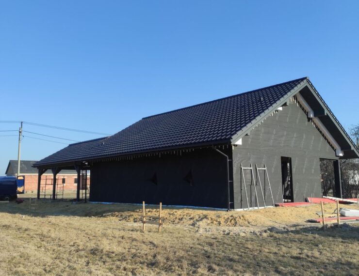 Budowa domu w Stanicy