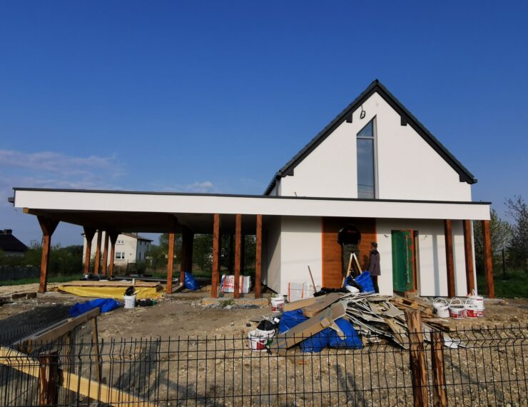 Budowa domu w Balinie