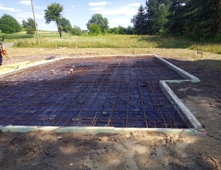 Budowa domu w Złotym Potoku