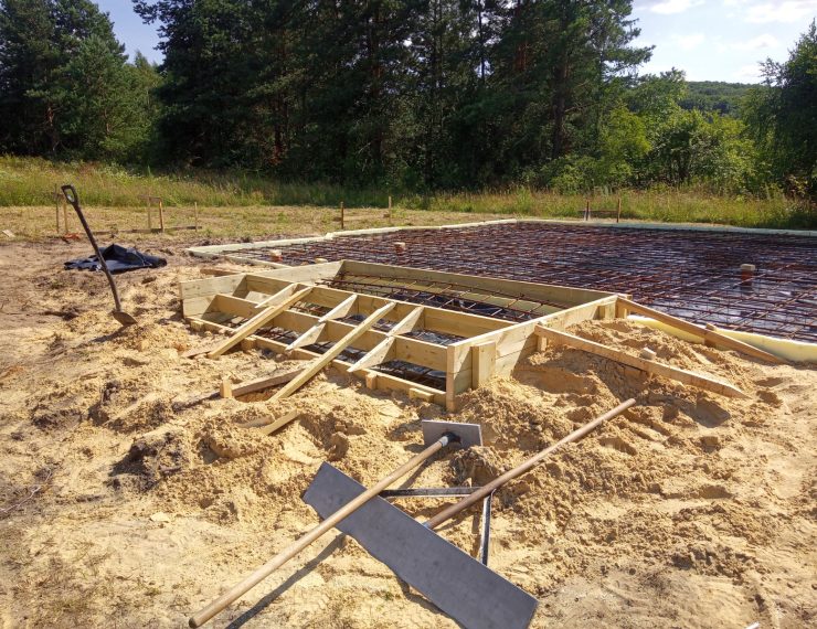 Budowa domu w Złotym Potoku