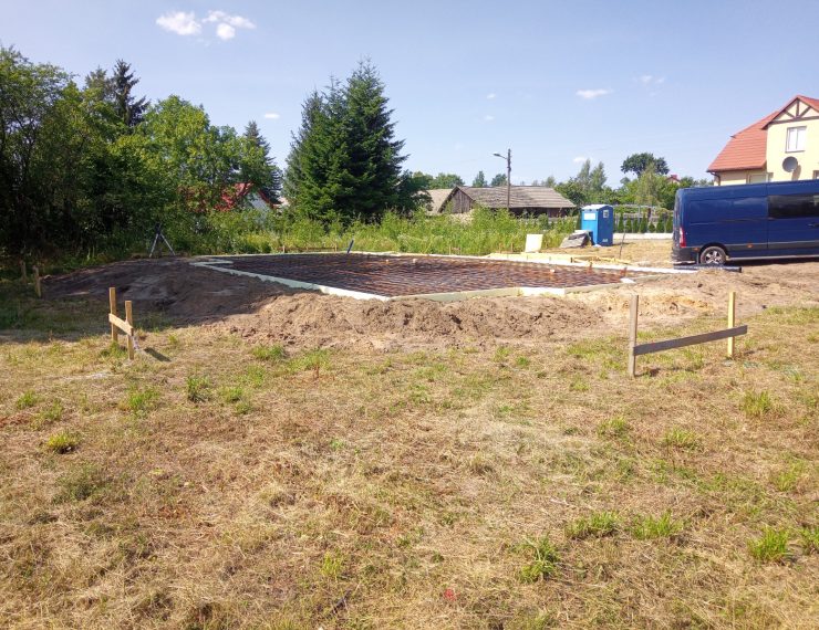 Budowa domu w Złotym Potoku