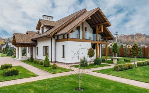 Budowa domu piętrowego