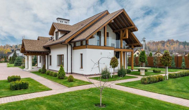 Budowa domu piętrowego